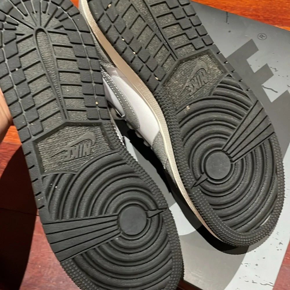 🚨 SALE // Nike Air Jordan 1 Retro High OG GS - Picture 7 of 12